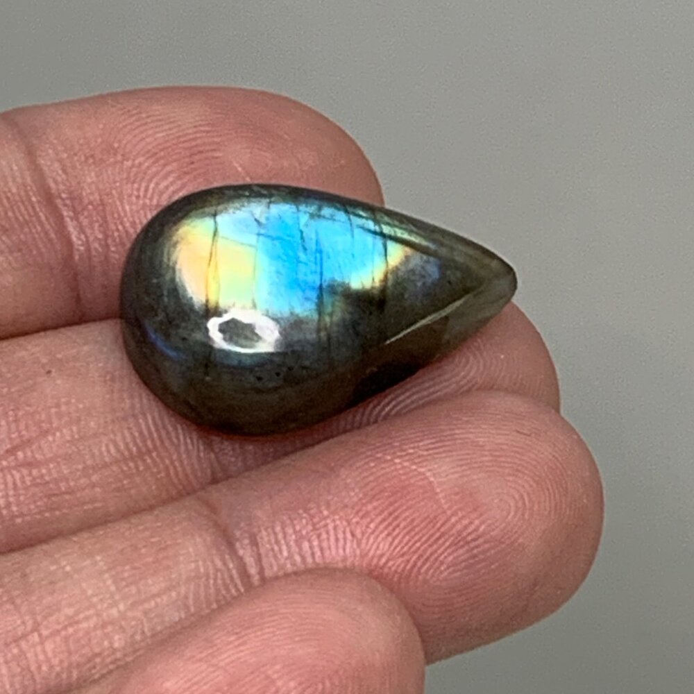 Color Flash Labradorite - Picture 8 of 14